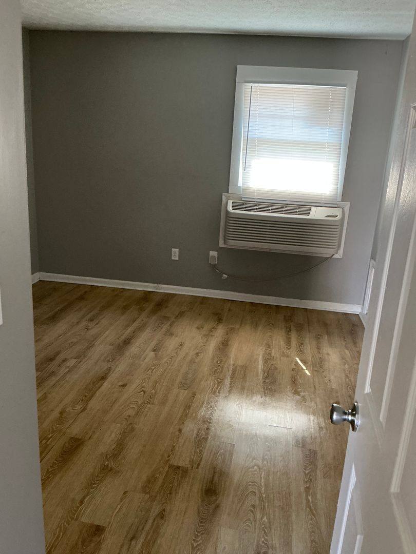 Apartment for rent at 430 Country Lane Dr, Greenville, KY 42345