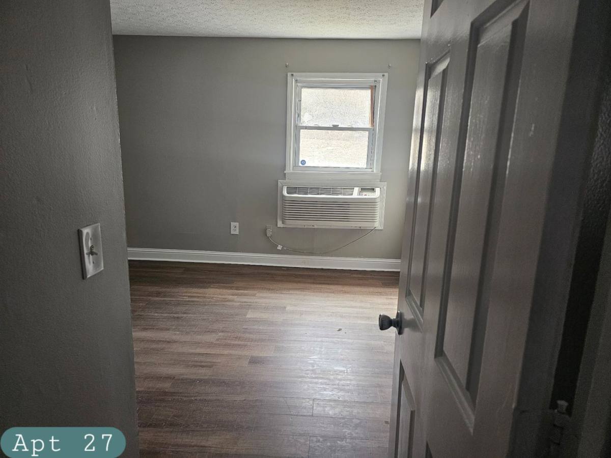 Apartment for rent at 430 Country Lane Dr, Greenville, KY 42345