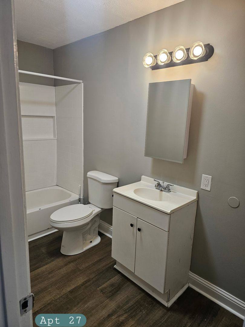 Apartment for rent at 430 Country Lane Dr, Greenville, KY 42345