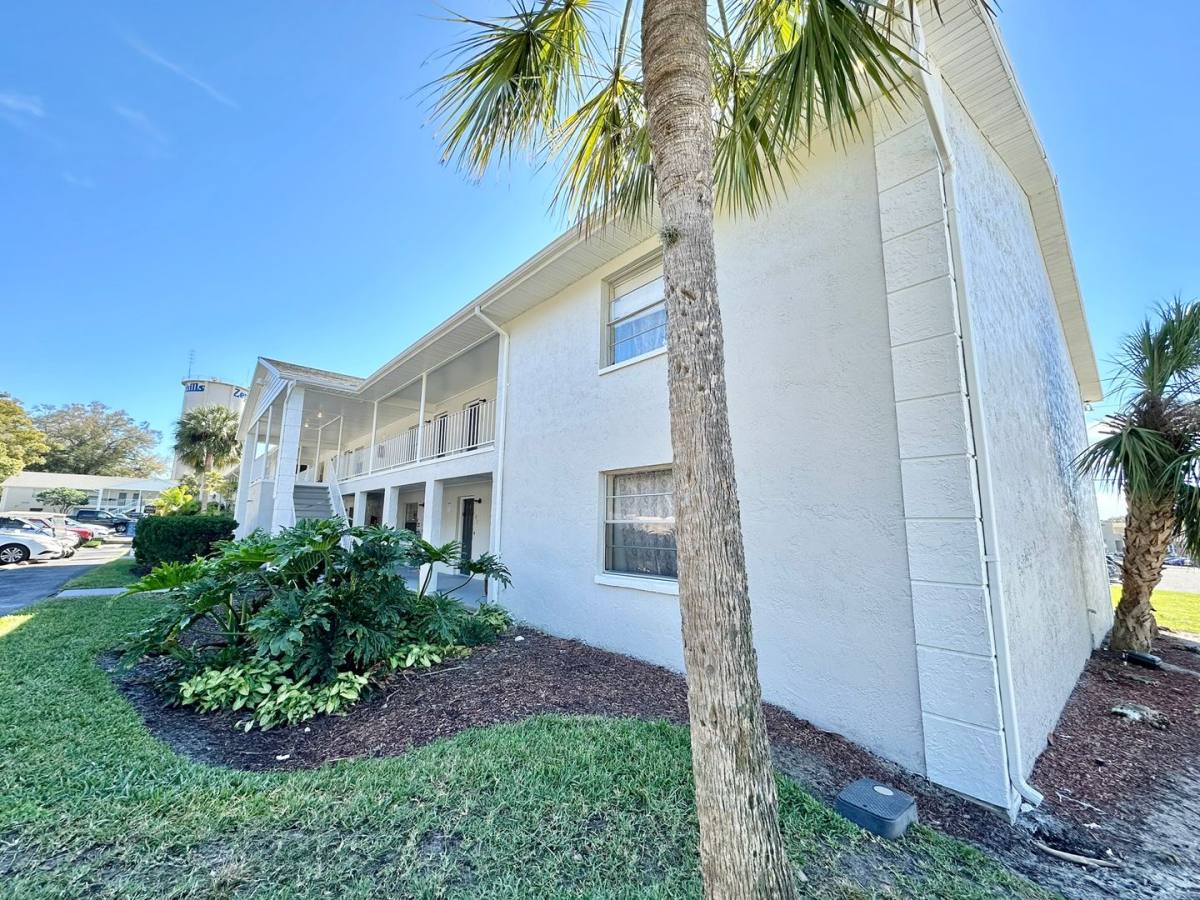 Apartment for rent at 38112 Townview Ave, Zephyrhills, FL 33540