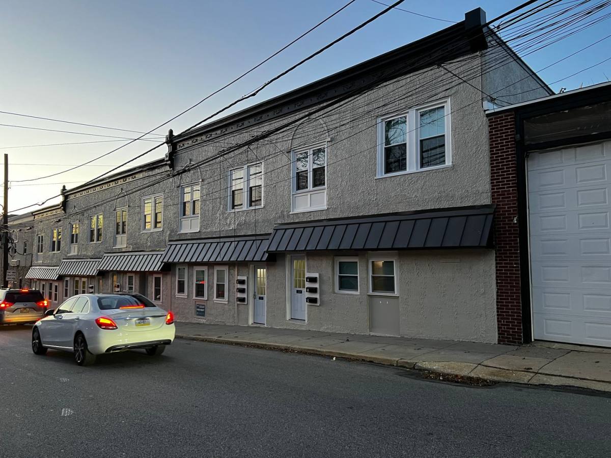 Apartment for rent at 327-337 W Chestnut St, West Chester, PA 19380