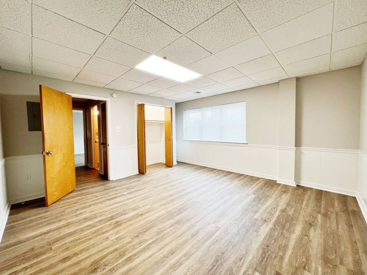 Apartment for rent at 829-833 Conestoga Rd, Bryn Mawr, PA 19010
