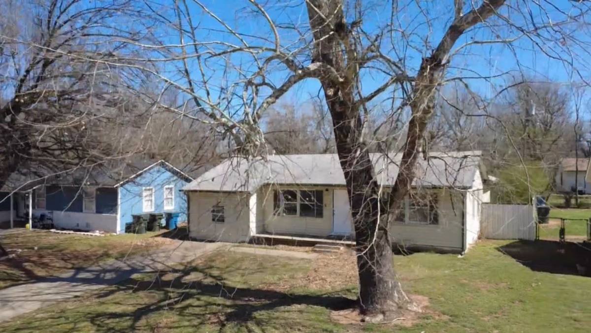House for rent at 3512 Brookside Dr, Oklahoma City, OK 73110