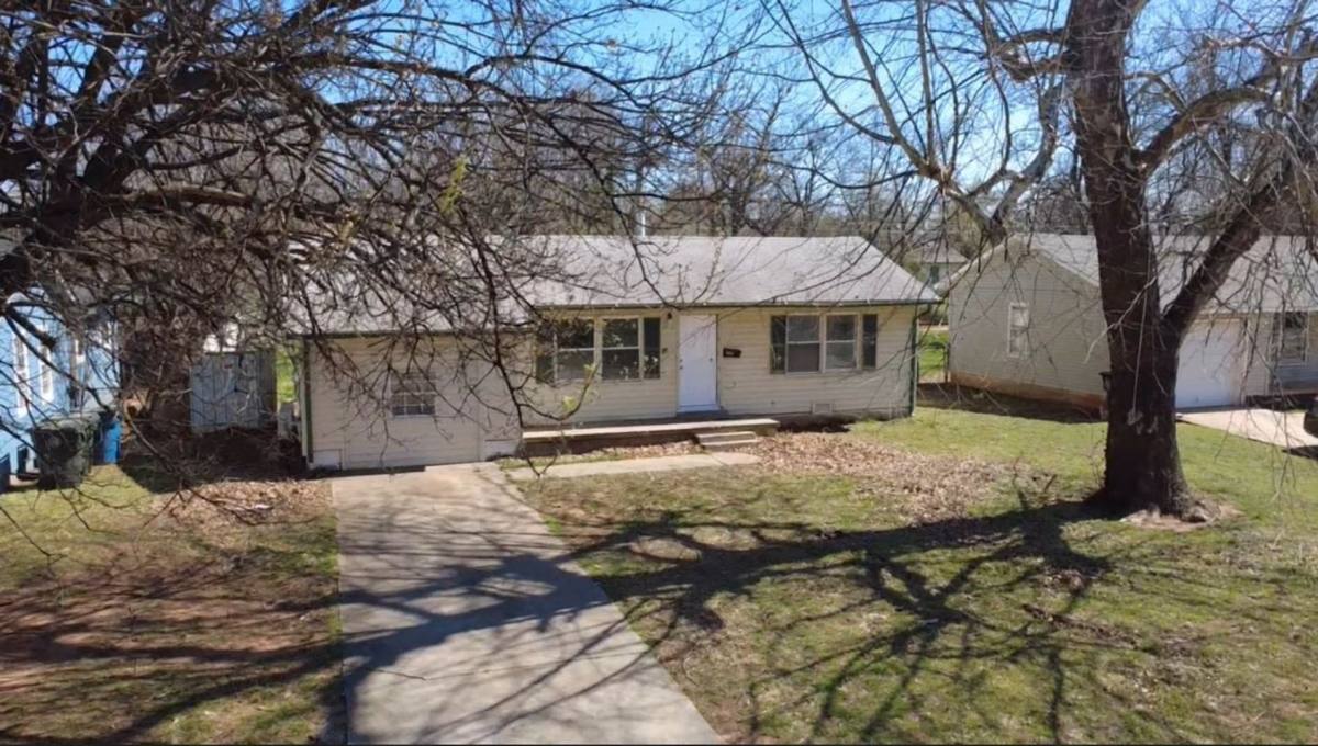 House for rent at 3512 Brookside Dr, Oklahoma City, OK 73110