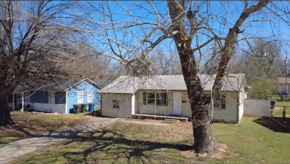 House for rent at 3512 Brookside Dr, Oklahoma City, OK 73110