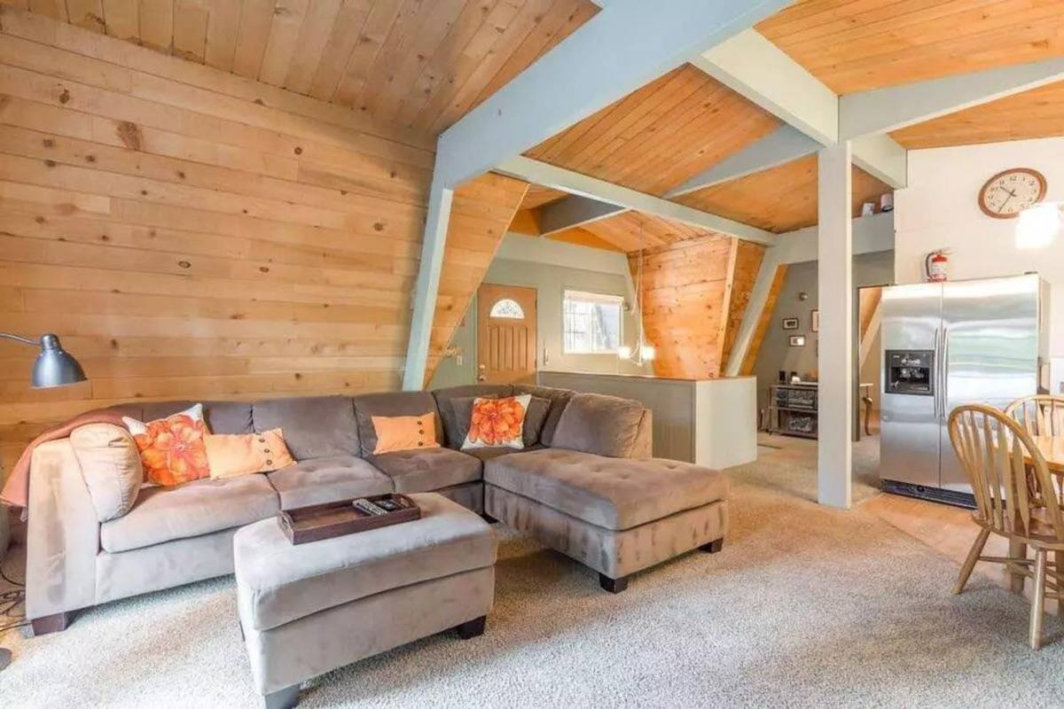 House for rent at 5868 Victoria Rd, Carnelian Bay, CA 96140