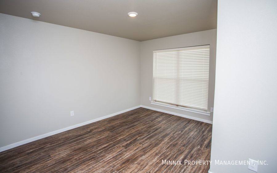 Townhouse for rent at 2129 Kokomo Ave #B, Lubbock, TX 79407