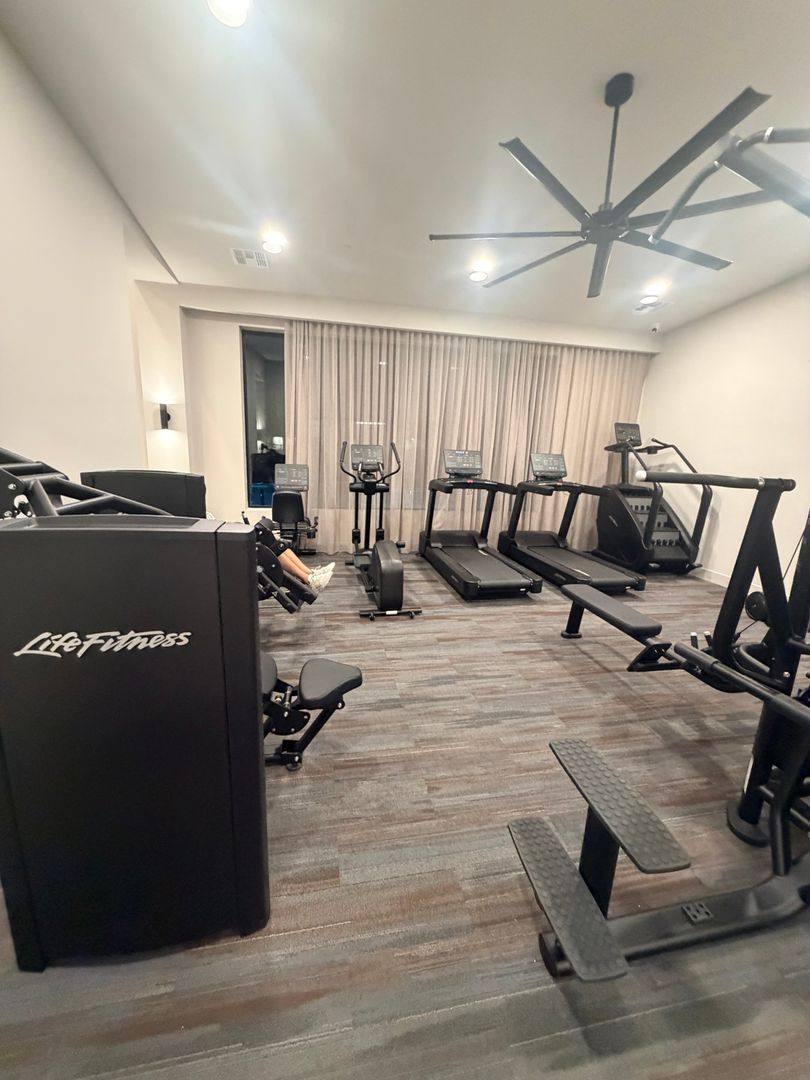 Condo for rent at 2121 W Sonoran Desert Dr, Phoenix, AZ 85085