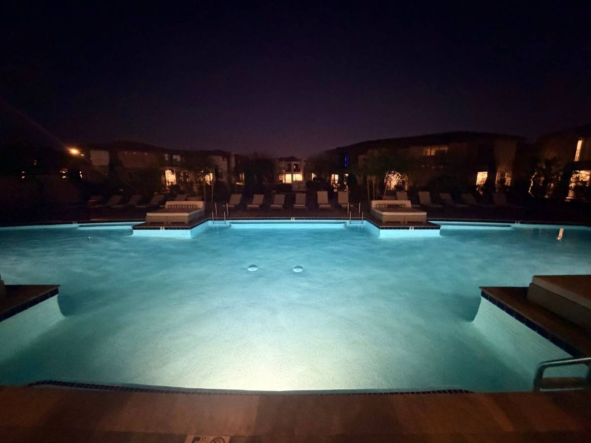 Condo for rent at 2121 W Sonoran Desert Dr, Phoenix, AZ 85085