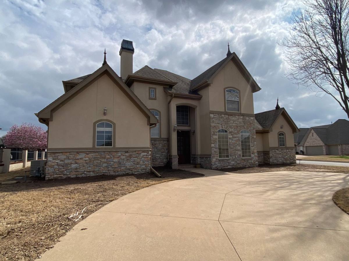 House for rent at 3605 N Narcissus Ave, Broken Arrow, OK 74012