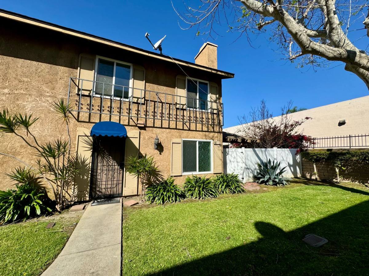 House for rent at 904 S Mountain Ave, Ontario, CA 91762