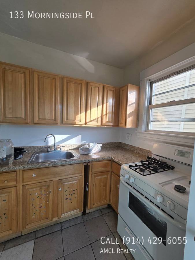 Apartment for rent at 133 Morningside Place, Yonkers, NY 10703