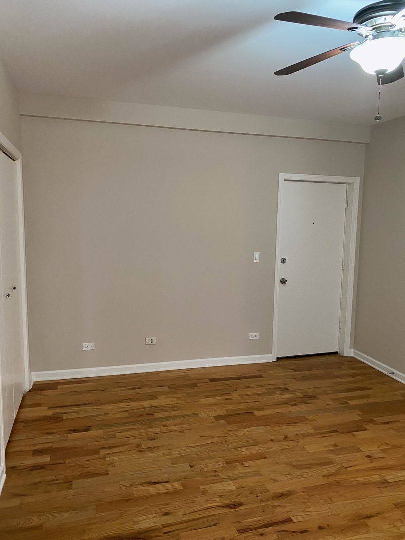 Apartment for rent at 1116 Washington Blvd, Oak Park, IL 60302