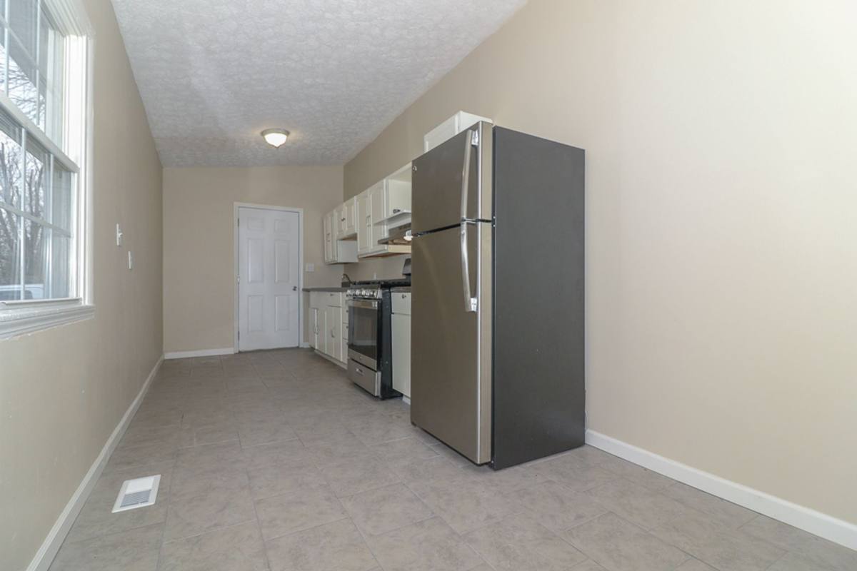 House for rent at 407 Knox Ave, Vine Grove, KY 40175