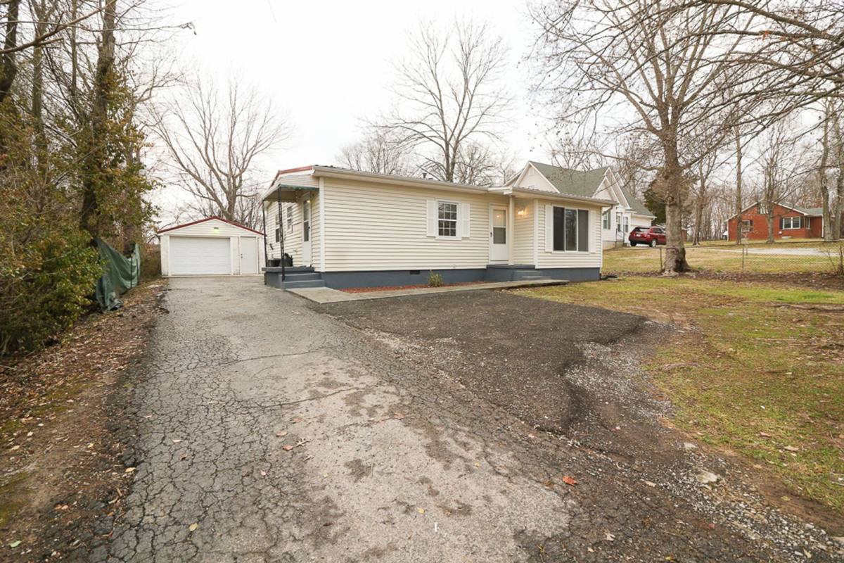 House for rent at 407 Knox Ave, Vine Grove, KY 40175