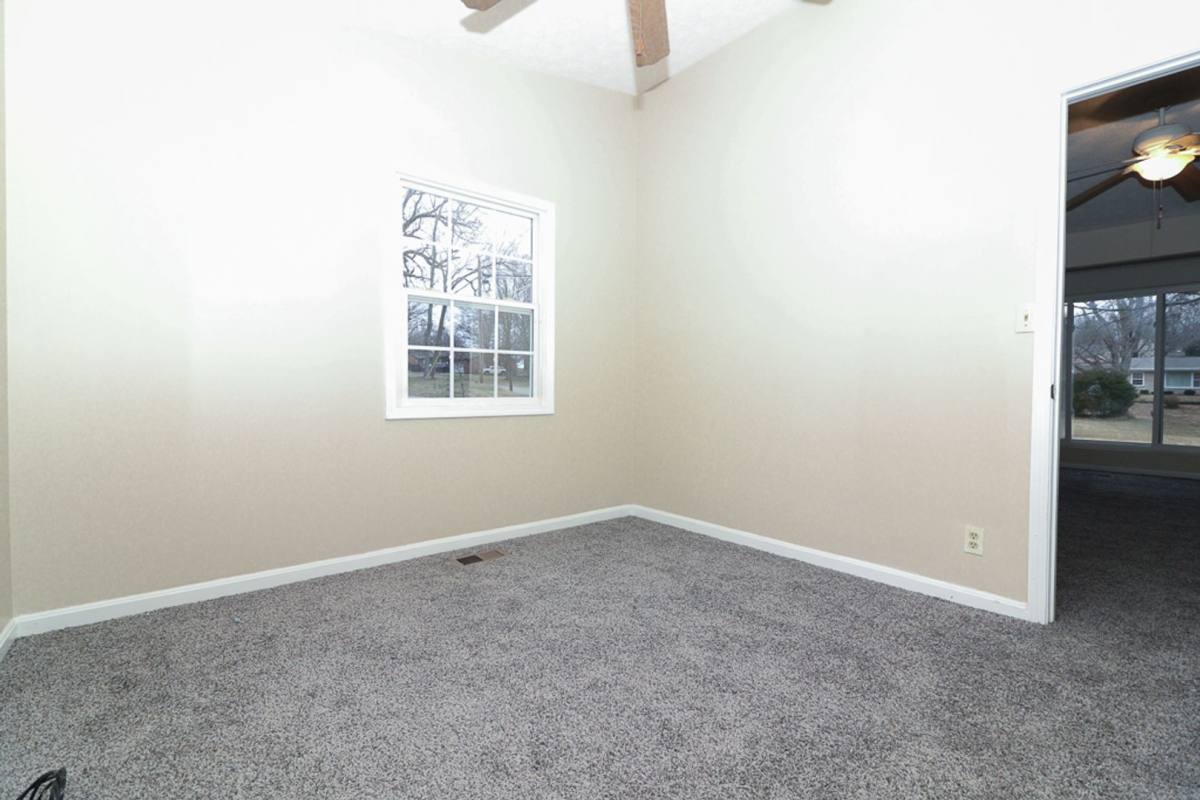 House for rent at 407 Knox Ave, Vine Grove, KY 40175