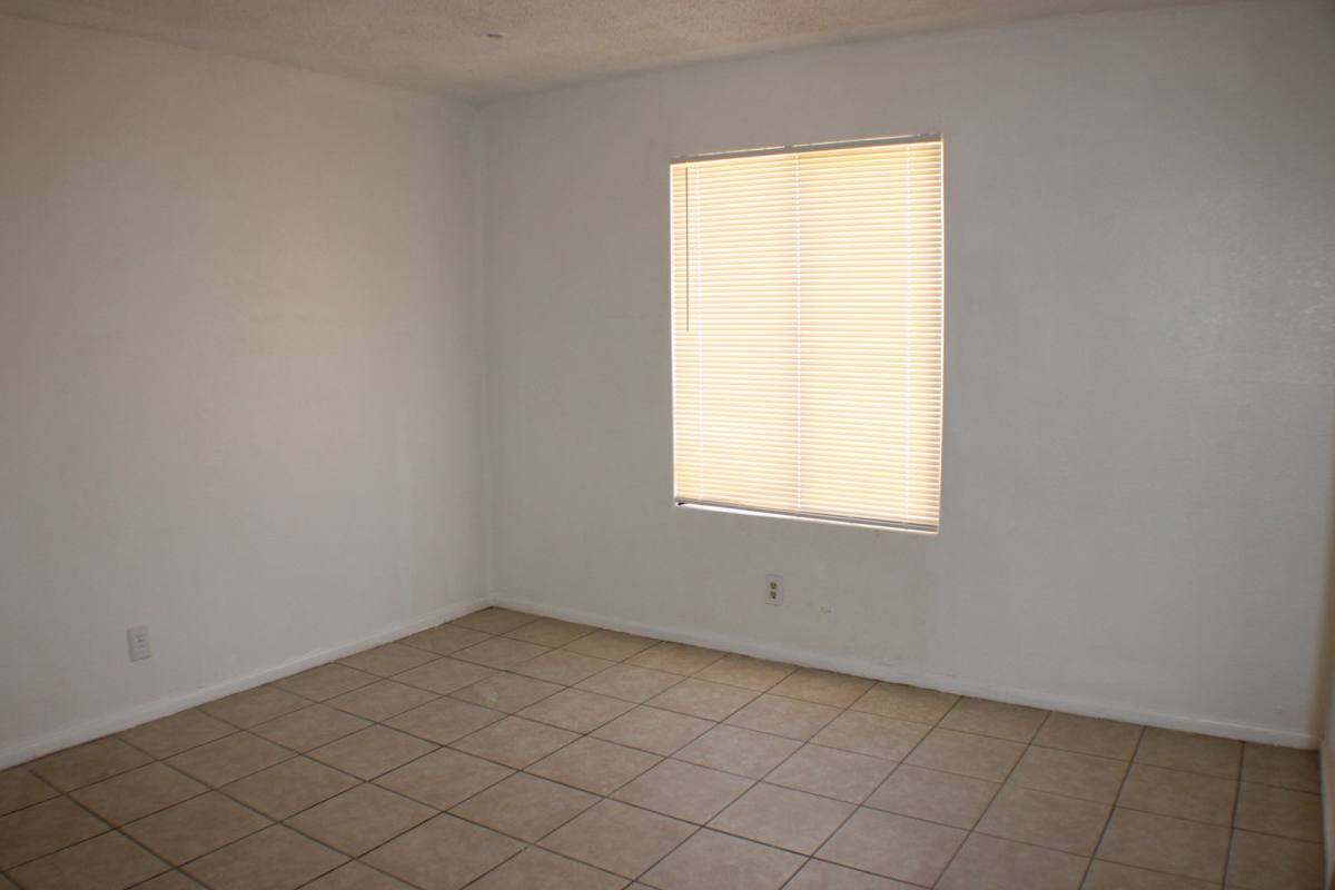 House for rent at 9387 N Loop Blvd, California City, CA 93505