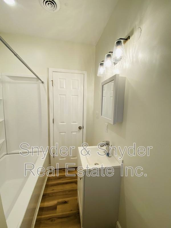Apartment for rent at 884 Copley Rd #3, Akron, OH 44320