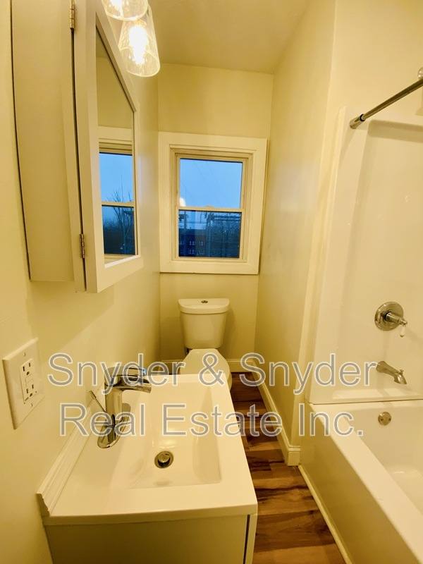 Apartment for rent at 884 Copley Rd #3, Akron, OH 44320