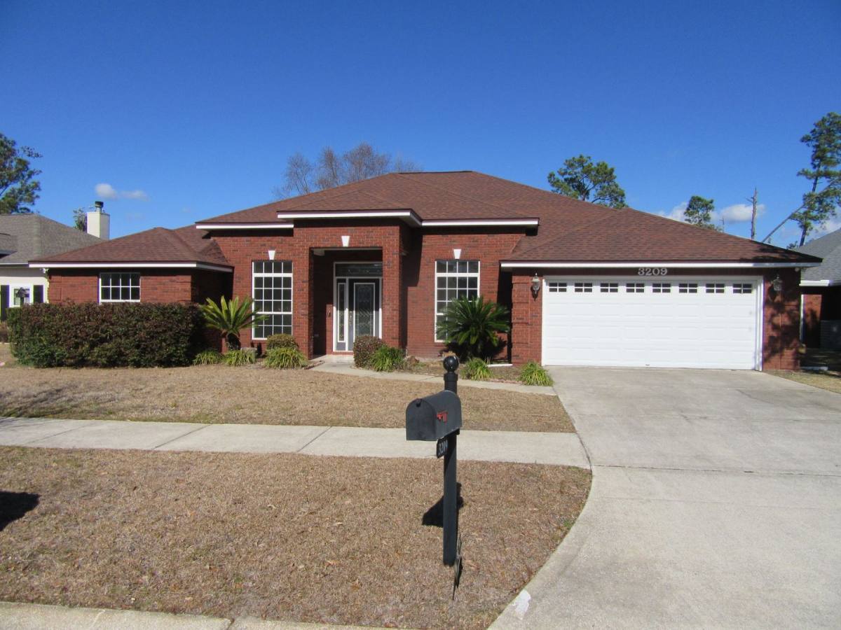 House for rent at 3209 Pleasant Hill Rd, Lynn Haven, FL 32444