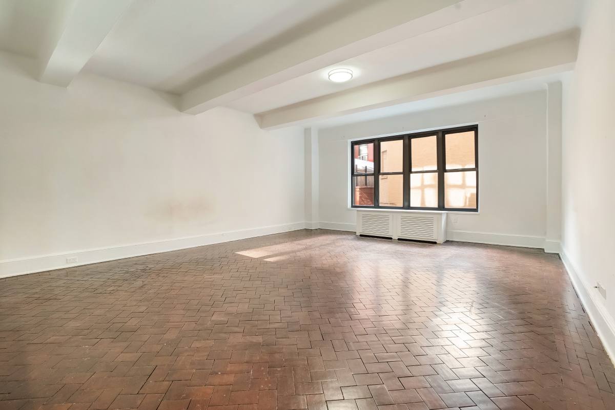 Apartment for rent at 160 W 73rd St #2G, New York, NY 10023