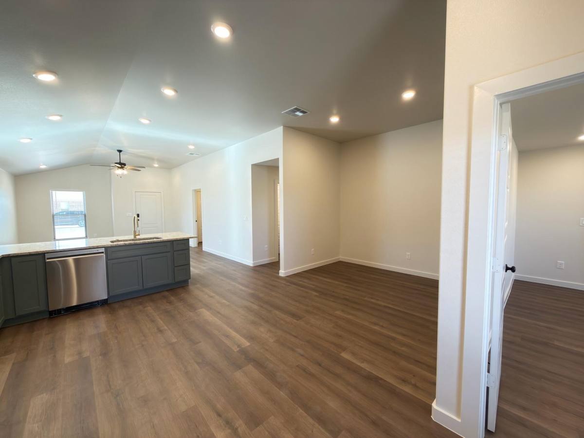 Apartment for rent at 2511 Kenwood Ave, Lubbock, TX 79407