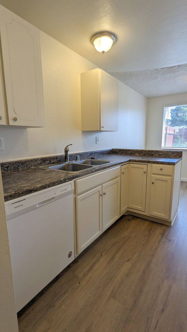 Townhouse for rent at 7815 NE 117th Ave, Vancouver, WA 98662