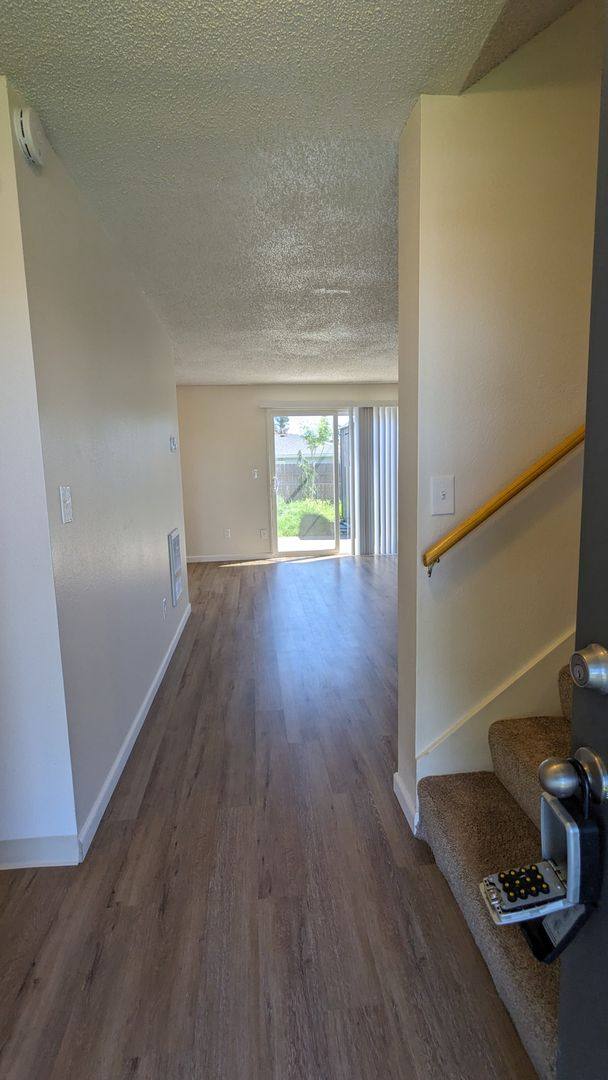 Townhouse for rent at 7815 NE 117th Ave, Vancouver, WA 98662
