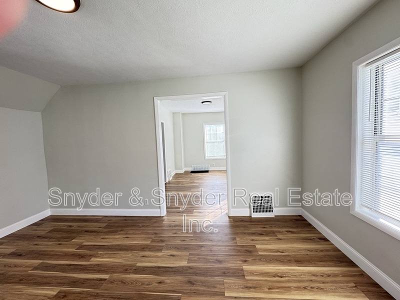 House for rent at 143 Gale St, Akron, OH 44302