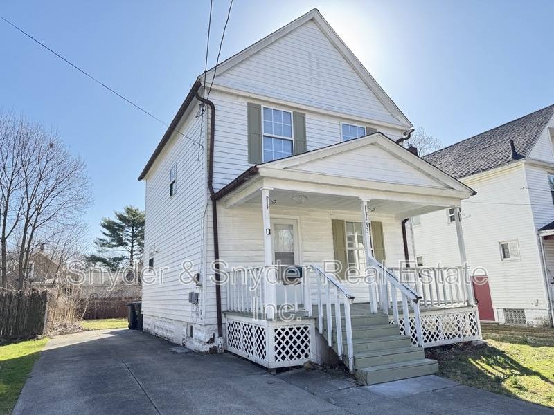 House for rent at 143 Gale St, Akron, OH 44302
