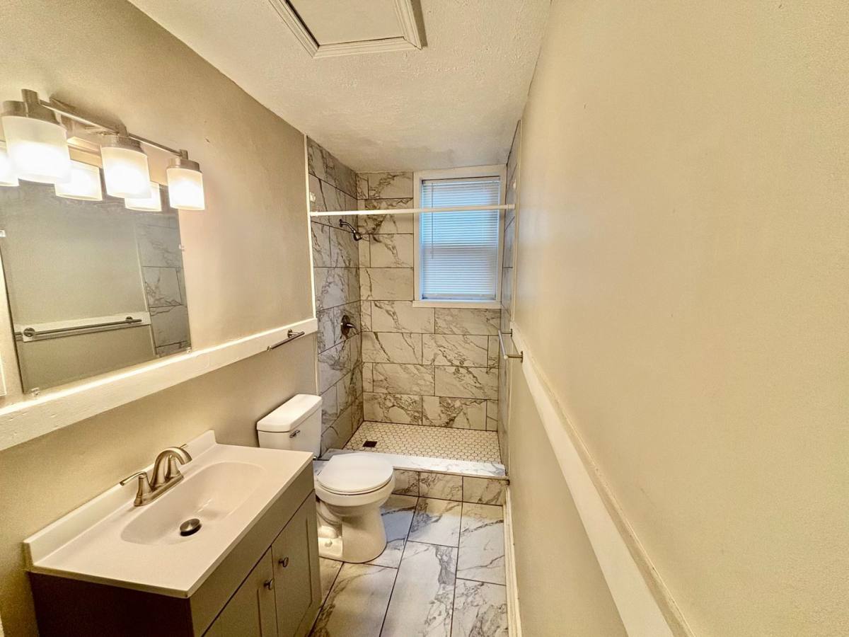 Apartment for rent at 1521 S 4th St, Louisville, KY 40208