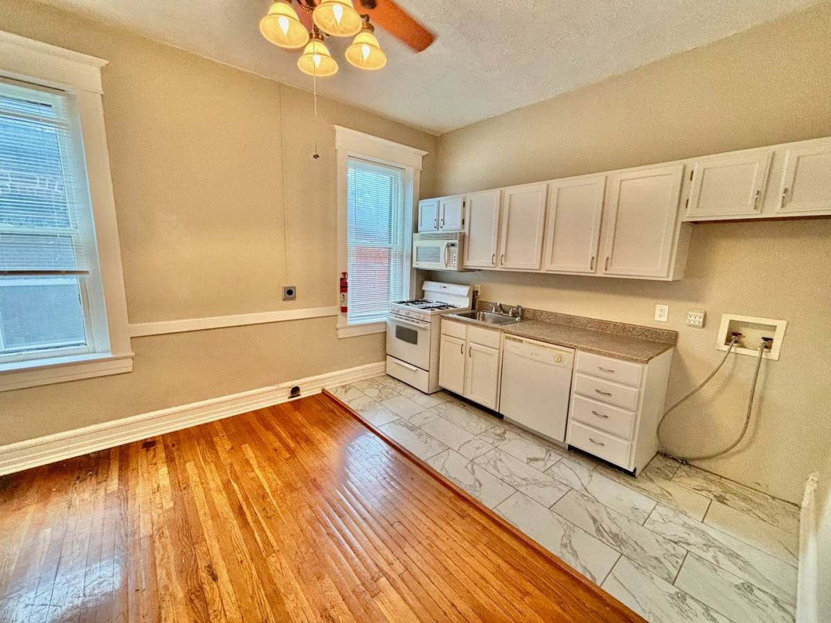 Apartment for rent at 1521 S 4th St, Louisville, KY 40208