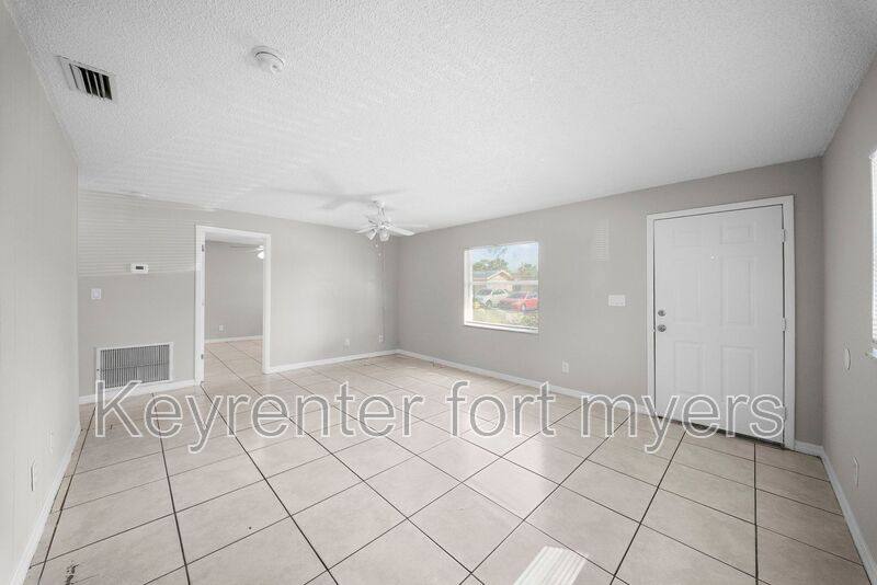 Apartment for rent at 5537 10th Ave, Fort Myers, FL 33907