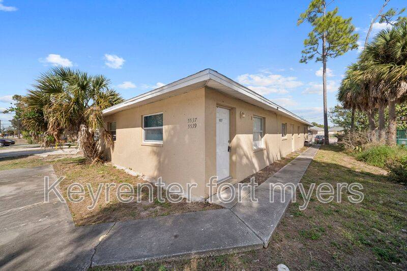 Apartment for rent at 5537 10th Ave, Fort Myers, FL 33907