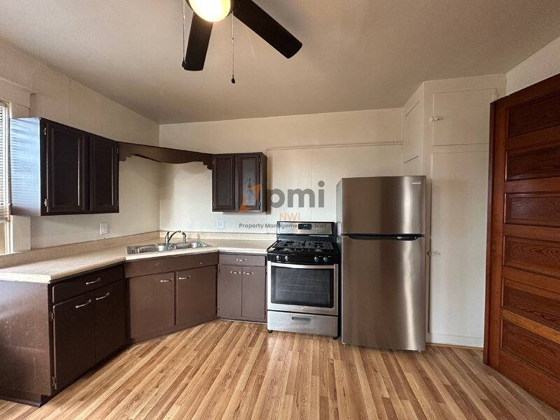 Apartment for rent at 1122 Spring St #B, Michigan City, IN 46360
