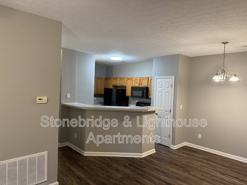 Apartment for rent at 1101 Foghorn Drive, Bldg 8 S, Jeffersonville, IN 47130