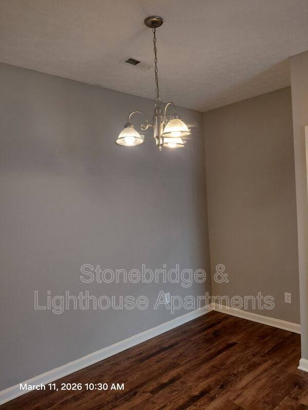 Apartment for rent at 1101 Foghorn Drive, Bldg 8 S, Jeffersonville, IN 47130