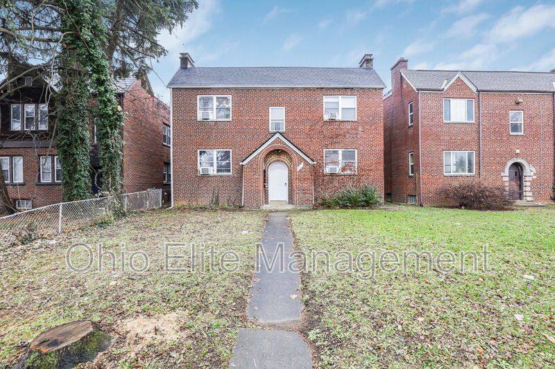 House for rent at 987 Lilley Ave #C, Columbus, OH 43206