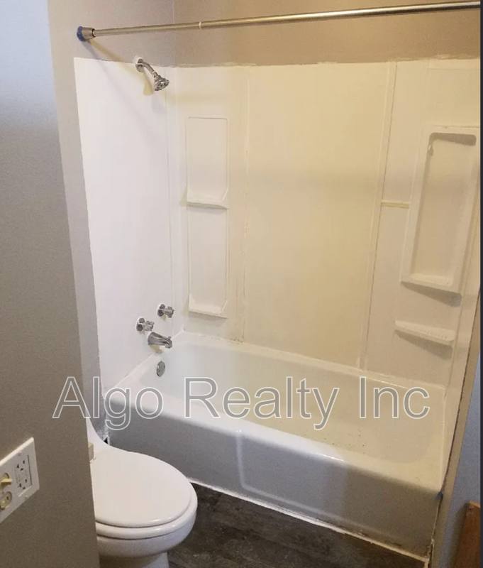 Apartment for rent at 1113 N 25th Ave, Minneapolis, MN 55411