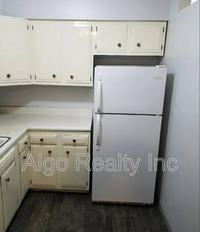 Apartment for rent at 1113 N 25th Ave, Minneapolis, MN 55411
