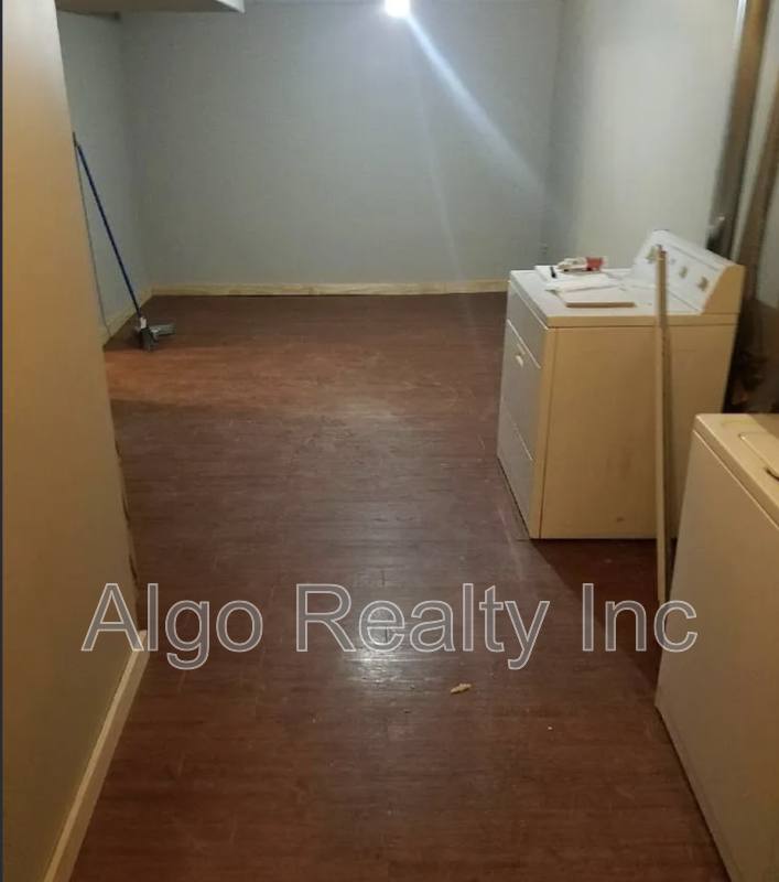 Apartment for rent at 1113 N 25th Ave, Minneapolis, MN 55411