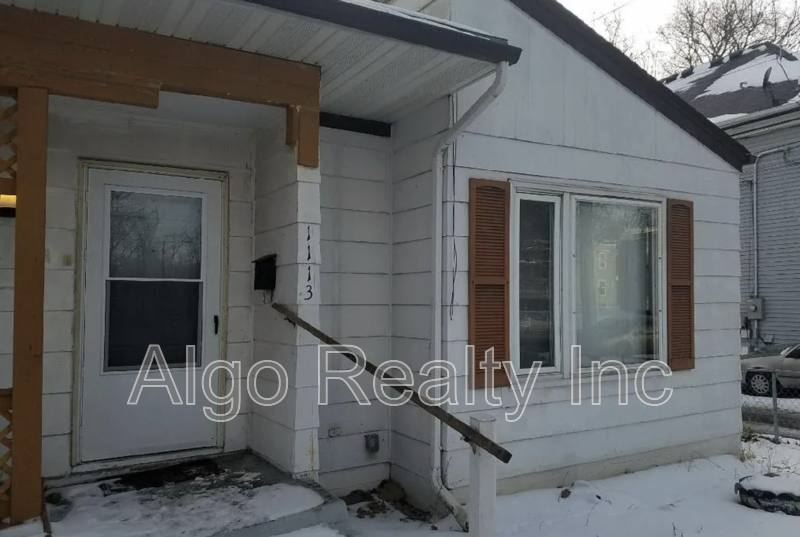 Apartment for rent at 1113 N 25th Ave, Minneapolis, MN 55411