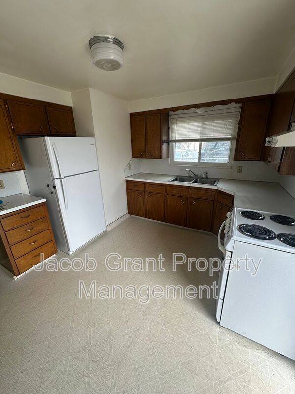 Apartment for rent at 135 W Fremont Ave #3, Rigby, ID 83442