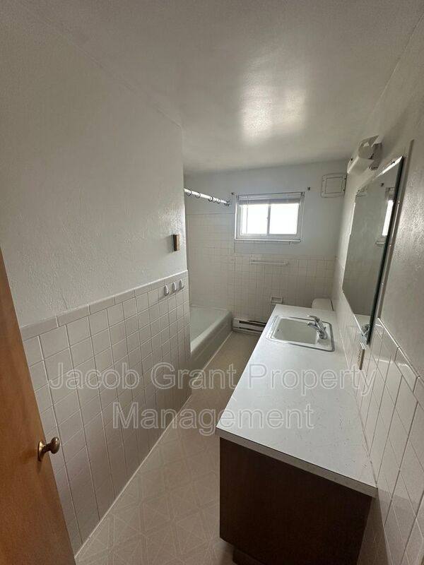 Apartment for rent at 135 W Fremont Ave #3, Rigby, ID 83442