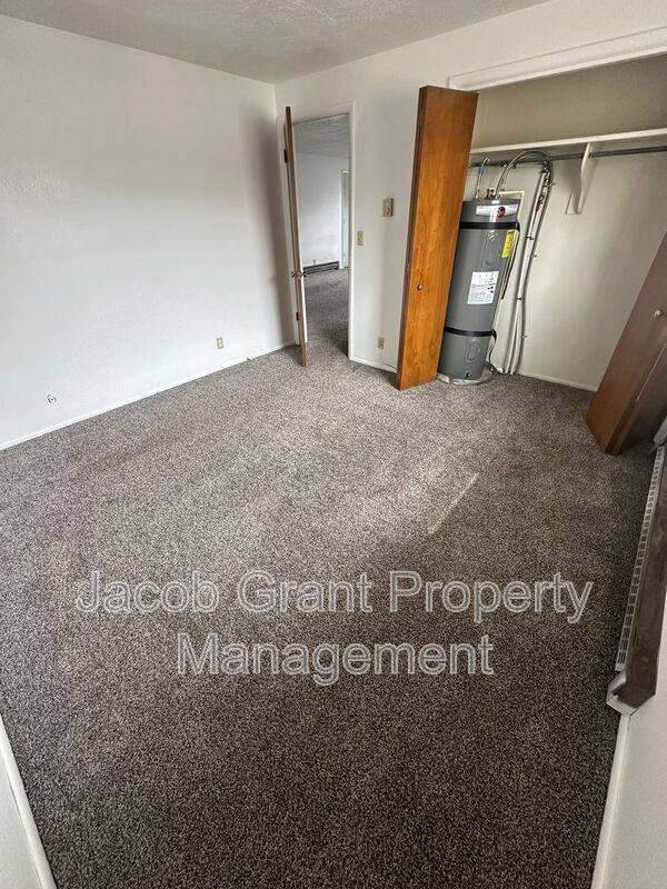 Apartment for rent at 135 W Fremont Ave #3, Rigby, ID 83442
