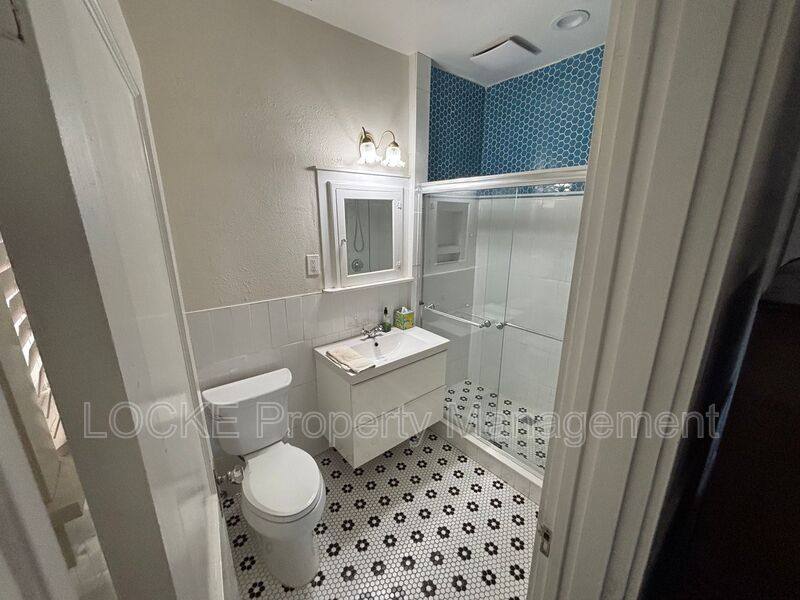 House for rent at 2615 Cockrell Ave, Fort Worth, TX 76109