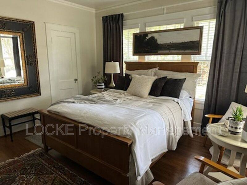 House for rent at 2615 Cockrell Ave, Fort Worth, TX 76109