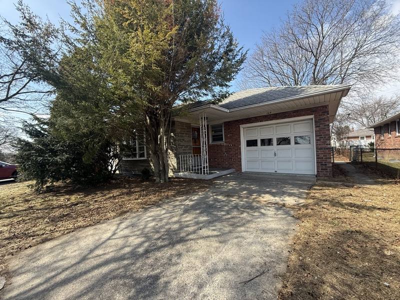 House for rent at 164 Terrace Ave, Albany, NY 12203