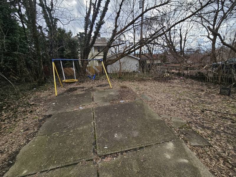 Apartment for rent at 11008 Kinsman Rd #DOWNSTAIRS, Cleveland, OH 44104