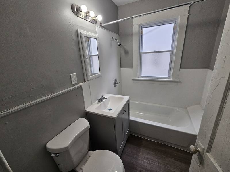 Apartment for rent at 11008 Kinsman Rd #DOWNSTAIRS, Cleveland, OH 44104